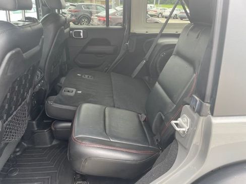 Used 2019 Jeep Wrangler Unlimited Rubicon AWD/4WD image 64
