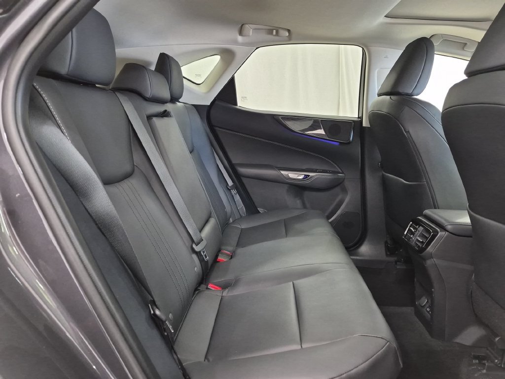 Certified 2026 Lexus NX 350h AWD w/ Accessory Package (2T) image 33