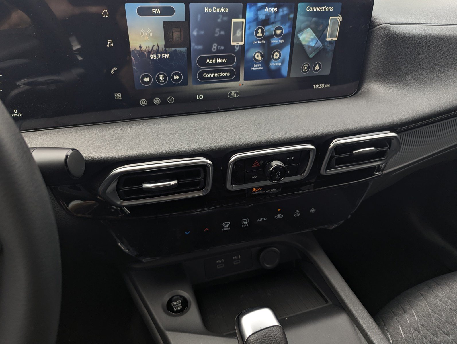 New 2027 Nissan Sentra SV w/ Floor Mat Package FWD image 11