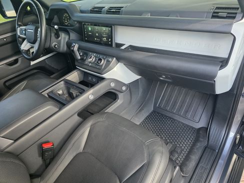 Certified 2024 Land Rover Defender 90 S AWD/4WD image 24