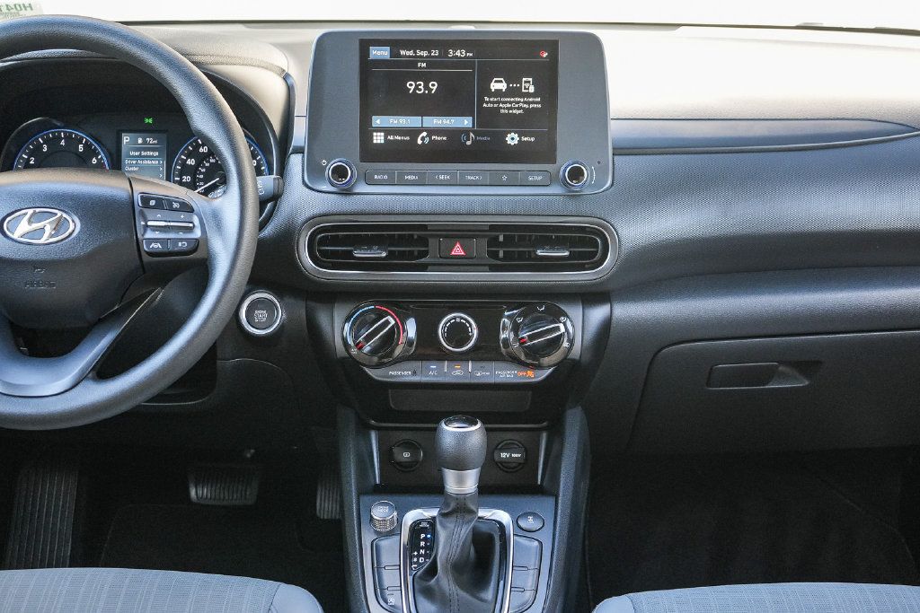 Used 2023 Hyundai Kona SEL AWD/4WD image 13
