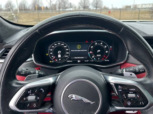 Used 2023 Jaguar F-PACE SVR AWD/4WD image 21