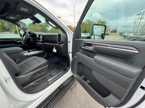 New 2026 Chevrolet Silverado 2500 LTZ w/ Trail Boss Package AWD/4WD image 14