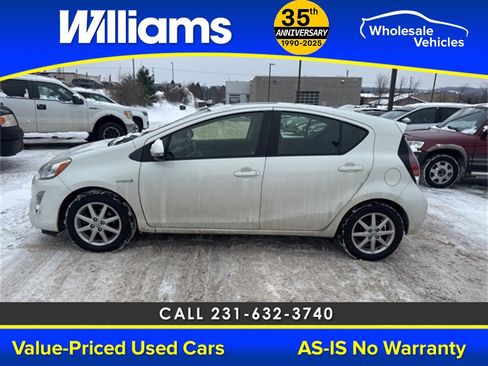 Used 2015 Toyota Prius C Four image 1