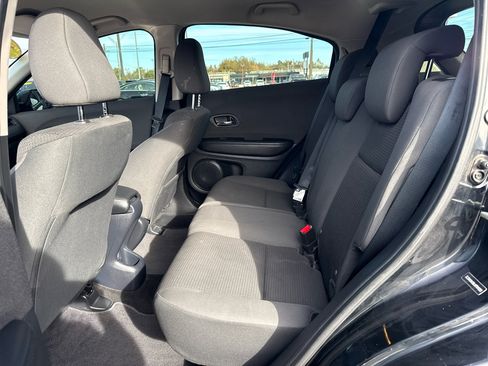Used 2020 Honda HR-V LX image 13