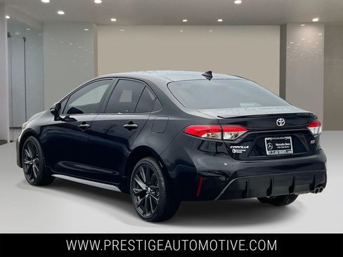 Used 2024 Toyota Corolla SE image 3