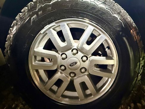 Used 2010 Ford Expedition Eddie Bauer image 22