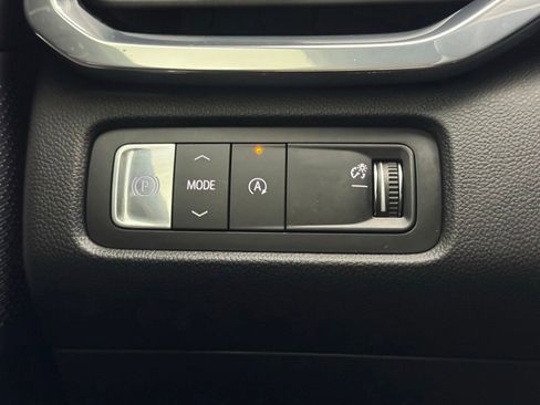 Used 2024 GMC Acadia Denali w/ Super Cruise Package FWD image 25