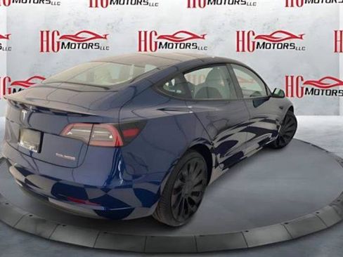Used 2023 Tesla Model 3 Performance image 3