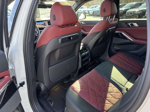 New 2026 BMW X6 xDrive40i w/ Premium Package image 28