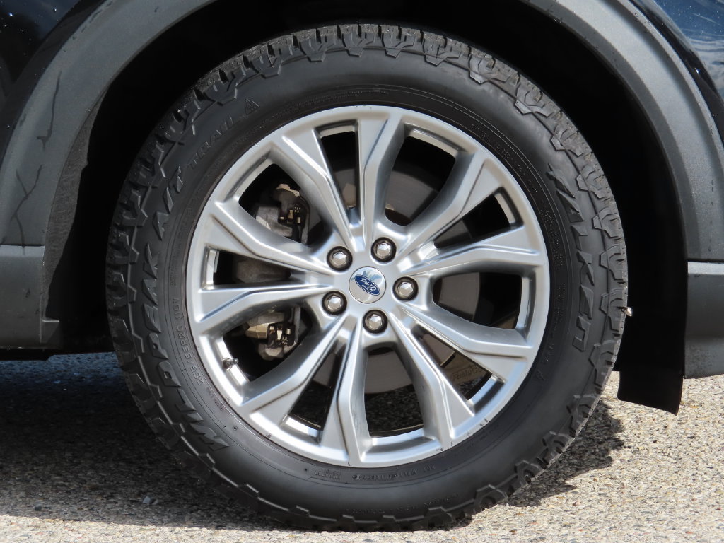 Used 2021 Ford Explorer XLT AWD/4WD image 14