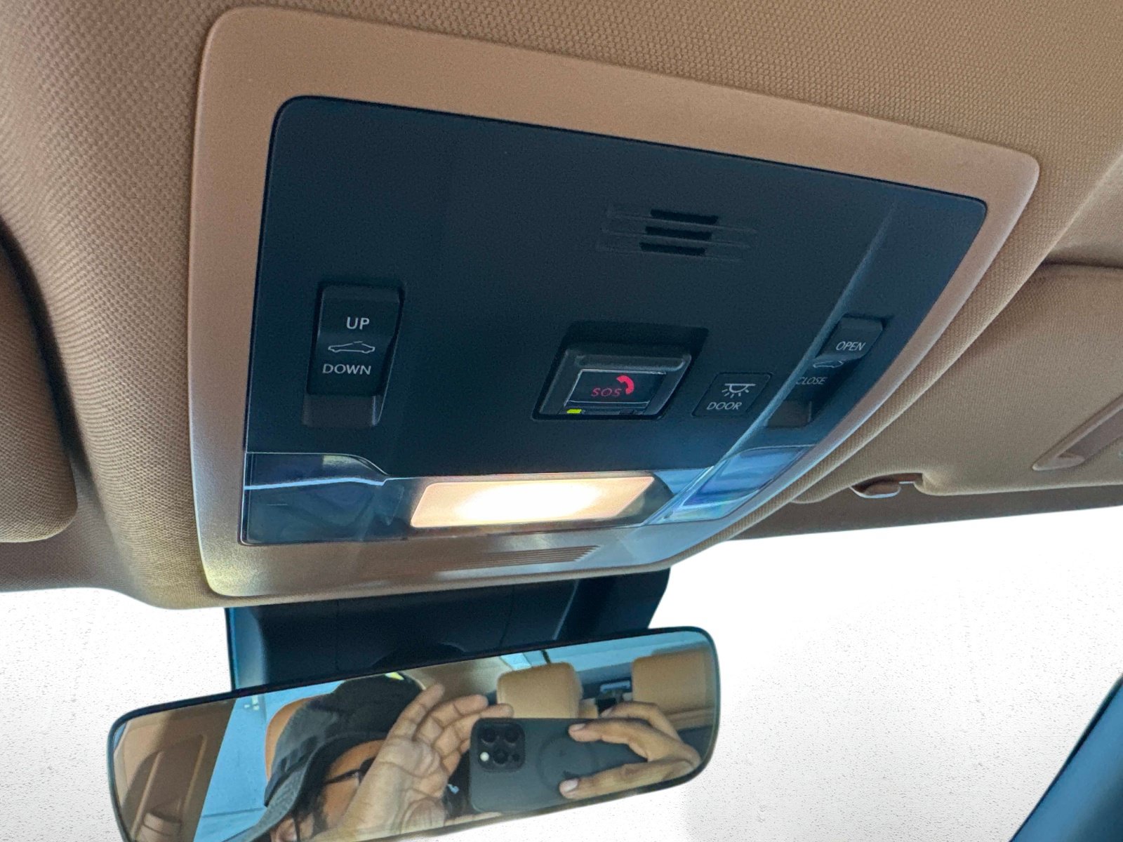 Used 2024 Lexus ES 300h w/ Premium Package FWD image 27