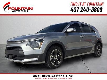 Used 2023 Kia Niro EX