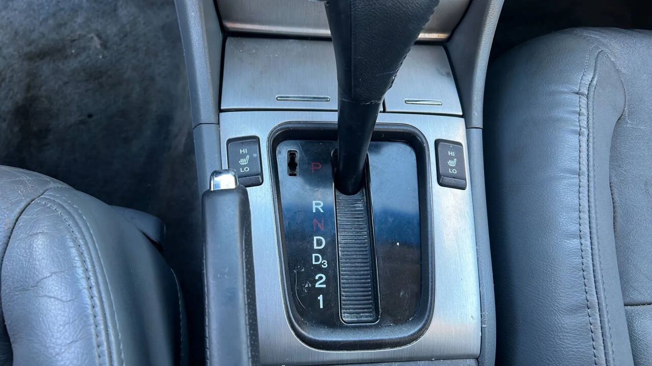Used 2005 Honda Accord EX image 12