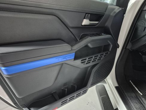 New 2025 Toyota Tacoma TRD Off-Road image 20