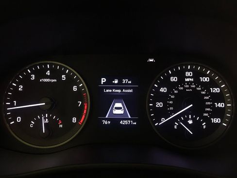 Used 2020 Hyundai Tucson Limited image 35