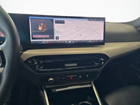 Used 2025 BMW 330i Sedan RWD image 24