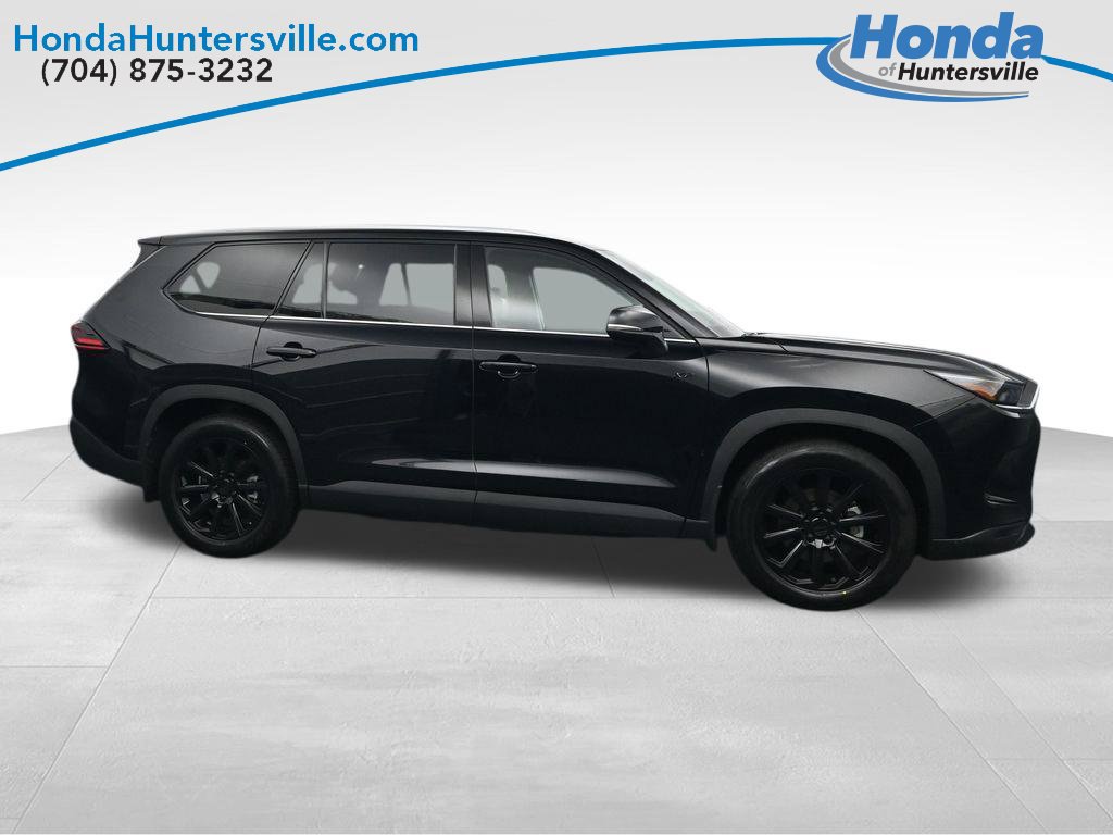 Used 2026 Toyota Grand Highlander XLE FWD image 9