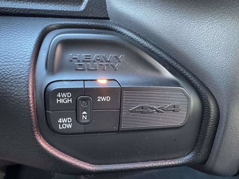 Used 2024 RAM 3500 Big Horn AWD/4WD image 28