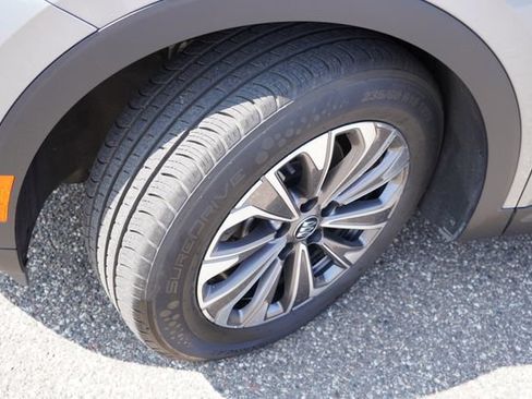 Used 2024 Buick Envision Preferred AWD/4WD image 13