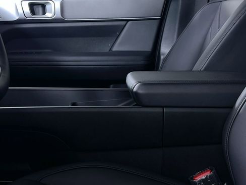 Used 2025 Hyundai Santa Fe SEL image 23