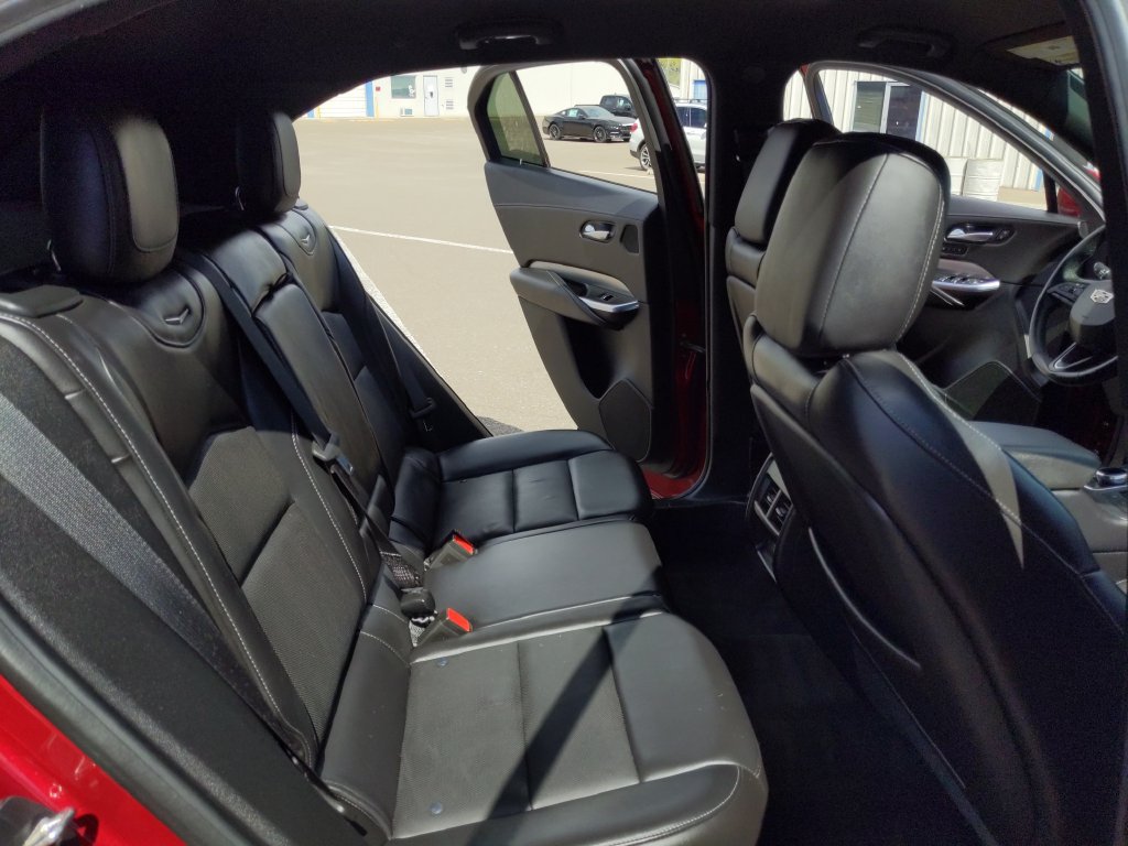 Used 2019 Cadillac XT4 Premium Luxury AWD/4WD image 19