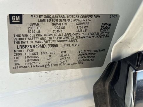 Used 2021 Buick Envision Essence w/ Sport Touring Package FWD image 33