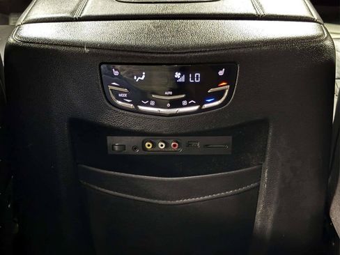Used 2016 Cadillac Escalade ESV Luxury AWD/4WD image 26