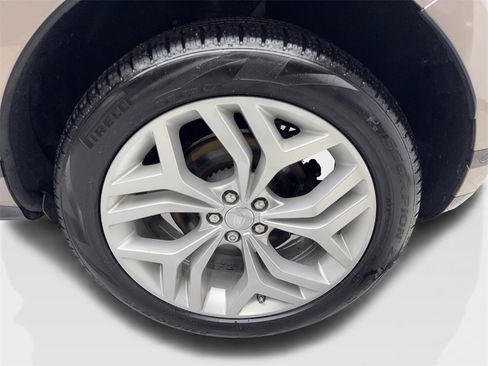 Used 2021 Land Rover Range Rover Evoque R-Dynamic SE image 87