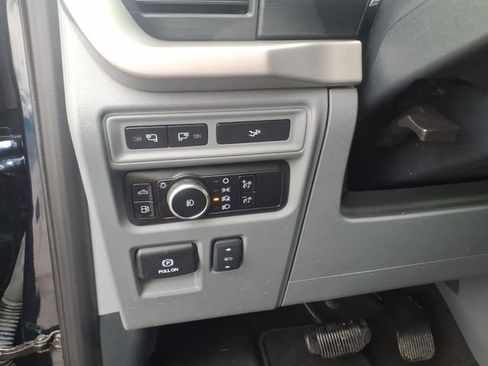 Certified 2023 Ford F150 XLT w/ Equipment Group 302A High image 13