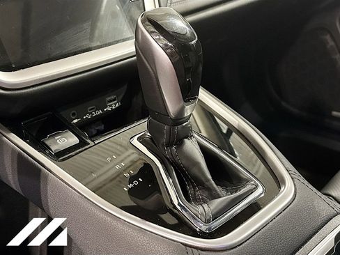 Used 2025 Subaru Outback Limited image 19