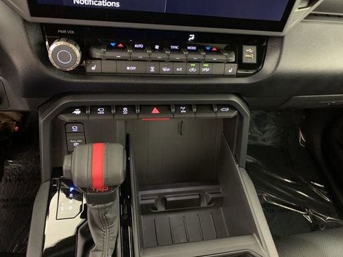 New 2026 Toyota Tundra SR5 AWD/4WD image 21
