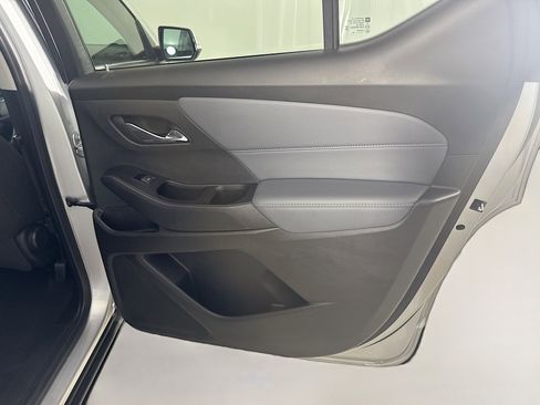 Used 2020 Chevrolet Traverse LT w/ Driver Confidence II Package AWD/4WD image 28