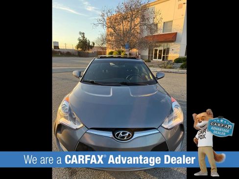 Used 2017 Hyundai Veloster Value Edition image 20