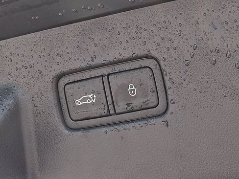 Used 2023 Genesis GV60 Performance AWD/4WD image 33