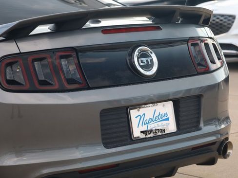 Used 2014 Ford Mustang GT Premium w/ Equipment Group 402A image 7