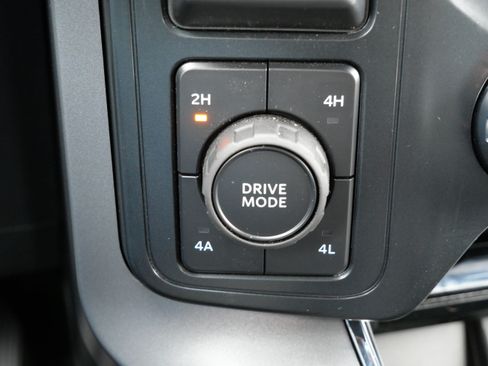 Used 2026 Ford F150 Lariat w/ Equipment Group 502A High AWD/4WD image 31