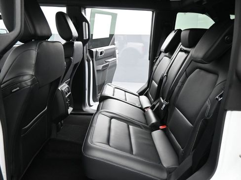 New 2026 Ford Bronco Outer Banks image 20