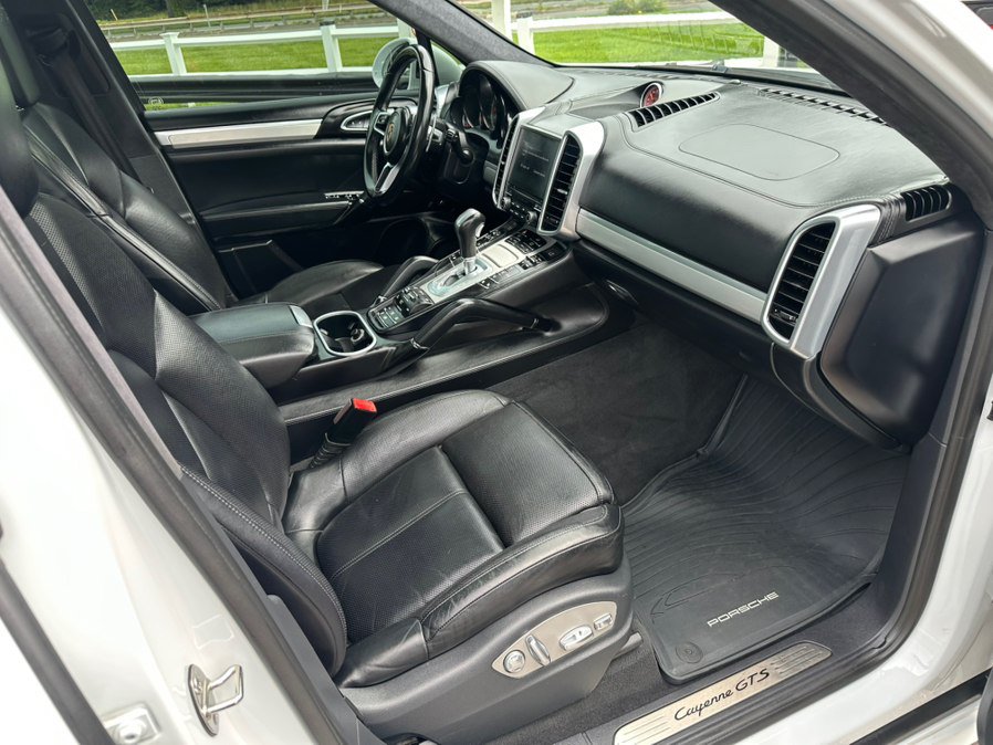 Used 2017 Porsche Cayenne GTS AWD/4WD image 15