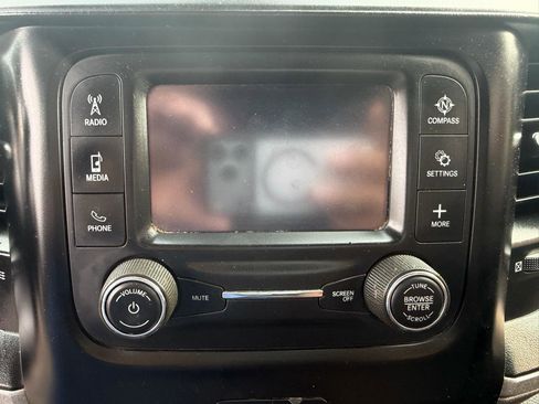 Used 2024 RAM 3500 Tradesman w/ Chrome Appearance Group AWD/4WD image 19