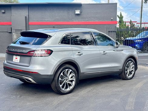 Used 2023 Lincoln Nautilus Reserve w/ Equipment Group 201A FWD image 6