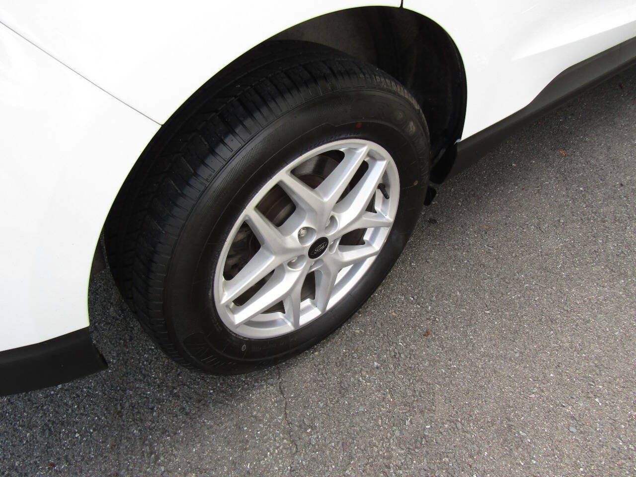 Used 2024 Ford Edge SEL AWD/4WD image 33