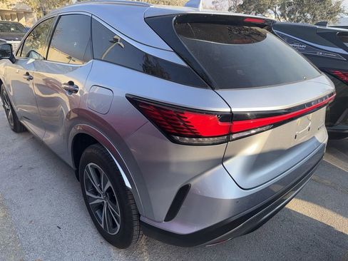 Certified 2025 Lexus RX 350 Premium image 6