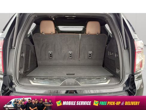 Used 2023 Chevrolet Tahoe High Country w/ LPO, Illumination Package AWD/4WD image 21