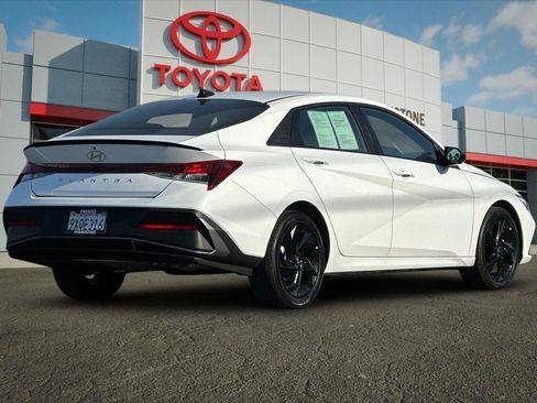 Used 2026 Hyundai Elantra Sport FWD image 3