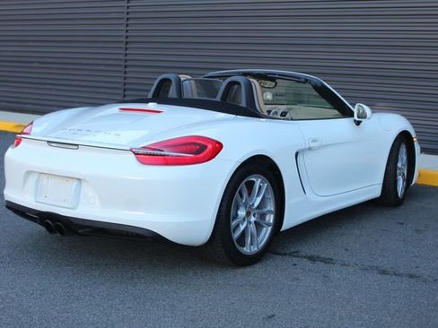 Used 2015 Porsche Boxster S image 7