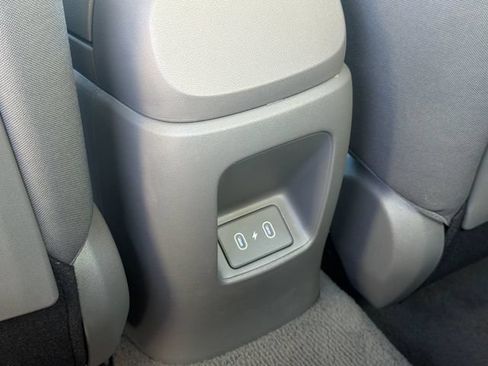 Used 2025 Hyundai Elantra SEL FWD image 14