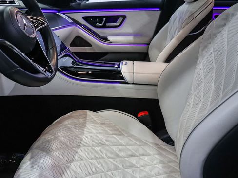 Used 2023 Mercedes-Benz S 580 4MATIC Sedan image 20