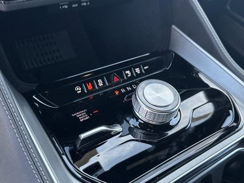 New 2026 Jeep Grand Wagoneer Limited image 30