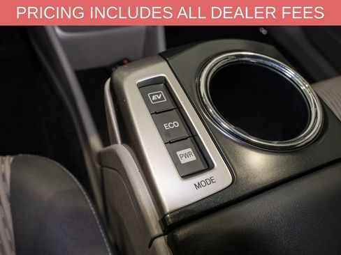 Used 2015 Toyota Prius V Three FWD image 16